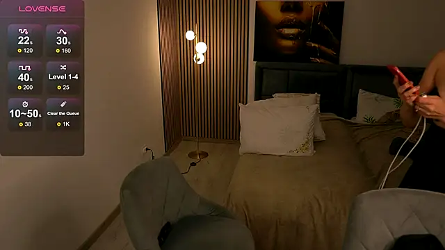 Snapshot of BarbaraXoXoX chatting on 10.21.25 BarbaraXoXoX online show from 10.21.25