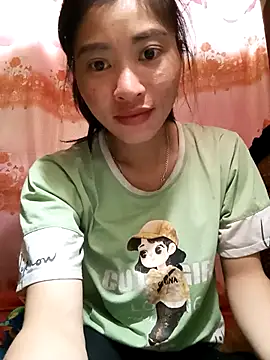 Snapshot of Phuongphuongg chatting on 09.13.25 Phuongphuongg online show from 09.13.25