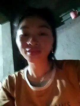 Snapshot of Phuongphuongg chatting on 10.10.25 Phuongphuongg online show from 10.10.25
