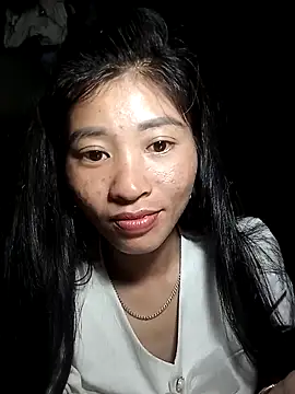 Snapshot of Phuongphuongg chatting on 10.20.25 Phuongphuongg online show from 10.20.25