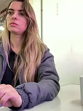 SweetGraciosa online show from 10.15.25