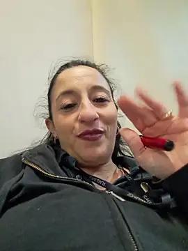 monella821 online show from 11.24.25