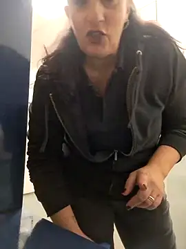 monella821 online show from 11.28.25