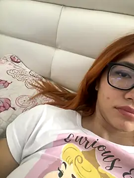 Snapshot of AmeliaRossi_ chatting on 09.25.25 AmeliaRossi  online show from 09.25.25