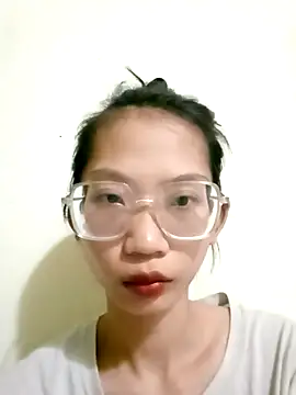 Snapshot of Joywhar chatting on 09.17.25 Joywhar online show from 09.17.25