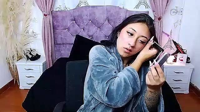 Wendy-13 online show from 10.18.25