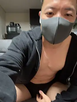 Snapshot of _K_K chatting on 10.24.25  K K online show from 10.24.25