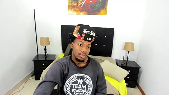 Snapshot of maikol_monstercock chatting on 09.13.25 maikol monstercock online show from 09.13.25