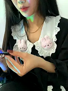 Snapshot of Sexlove_bb chatting on 12.02.25 Sexlove bb online show from 12.02.25