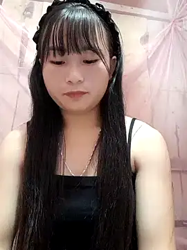 Snapshot of Sunyinn chatting on 09.22.25 Sunyinn online show from 09.22.25