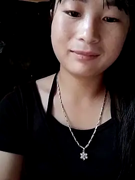 Snapshot of Sunyinn chatting on 09.27.25 Sunyinn online show from 09.27.25