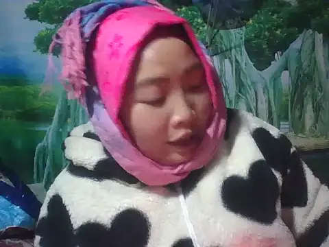 PhamPhung online show from 11.28.25