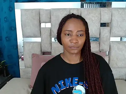 AmbarSmit online show from 11.20.25