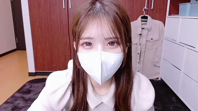 Snapshot of Ema_o0_chan chatting on 10.05.25 Ema o0 chan online show from 10.05.25