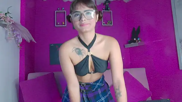 Snapshot of Agatha_Lanee chatting on 09.13.25 Agatha Lanee online show from 09.13.25