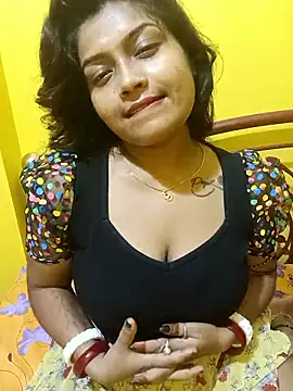 Snapshot of Naughty-Chaaya chatting on 09.28.25 Naughty-Chaaya online show from 09.28.25