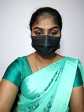 Snapshot of Tamil_Princess12 chatting on 09.27.25 Tamil Princess12 online show from 09.27.25