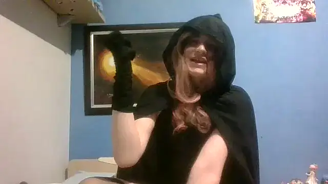 Snapshot of AriSplurt chatting on 11.16.25 AriSplurt online show from 11.16.25