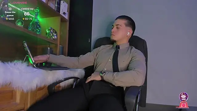 Gael williams1 online show from 10.30.25