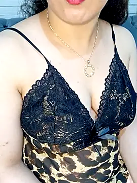 Queen-15 online show from 11.22.25