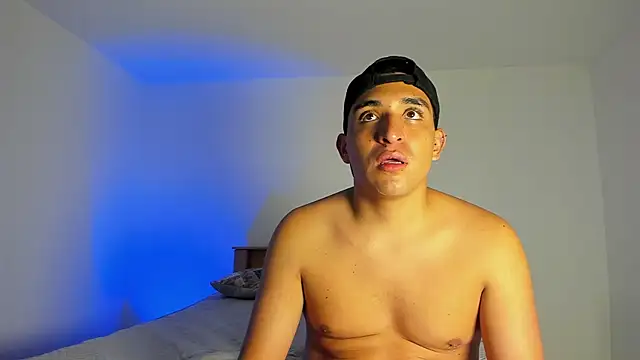 Snapshot of SusanClarck chatting on 11.20.25 SusanClarck online show from 11.20.25