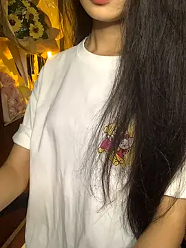 Nhinhi18 online show from 11.10.25