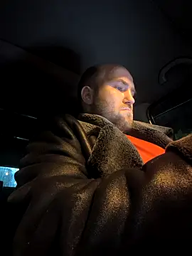 Snapshot of fbsinfo chatting on 11.15.25 fbsinfo online show from 11.15.25