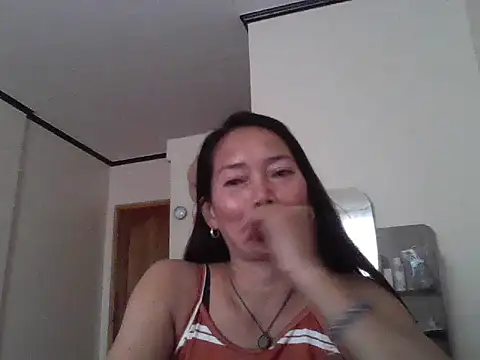 Snapshot of Asianwild_matured4uxx chatting on 09.22.25 Asianwild matured4uxx online show from 09.22.25