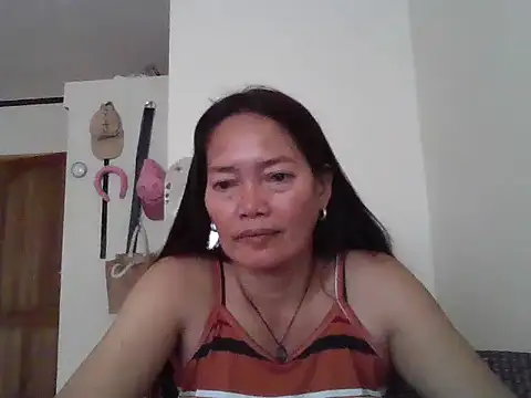 Snapshot of Asianwild_matured4uxx chatting on 11.15.25 Asianwild matured4uxx online show from 11.15.25