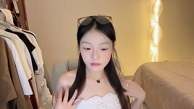 Robin-o3 online show from 11.28.25