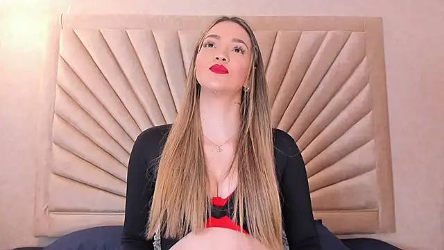 ClaradelMar online show from 09.14.25