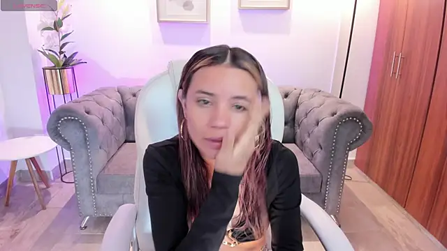 Celestee rain online show from 09.13.25