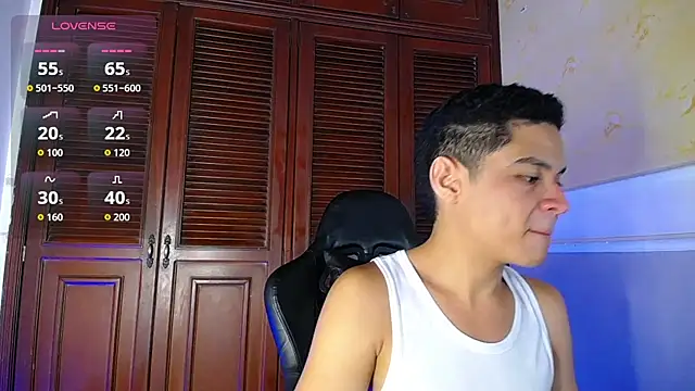 Snapshot of edy_play chatting on 09.21.25 edy play online show from 09.21.25