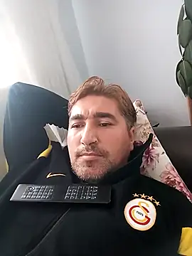 Snapshot of mert0359 chatting on 09.29.25 mert0359 online show from 09.29.25