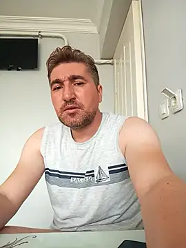 Snapshot of mert0359 chatting on 10.21.25 mert0359 online show from 10.21.25