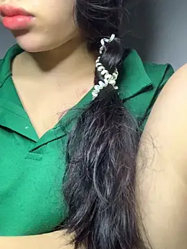 Snapshot of Nguyenha11 chatting on 09.24.25 Nguyenha11 online show from 09.24.25