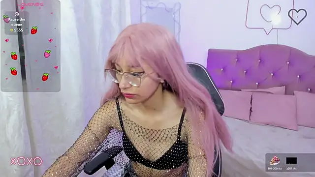 HANNI TAY online show from 11.30.25