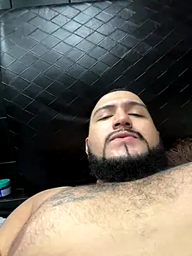 Snapshot of Carlosleon9797 chatting on 11.04.25 Carlosleon9797 online show from 11.04.25