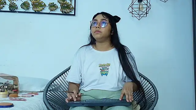 shanon marel online show from 11.10.25