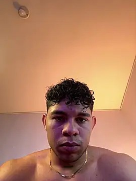 Snapshot of austin_spears_ chatting on 11.19.25 austin spears online show from 11.19.25