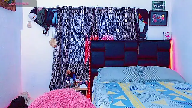 Azley sweet online show from 11.13.25