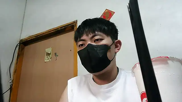 Snapshot of bigbb101011 chatting on 10.03.25 bigbb101011 online show from 10.03.25