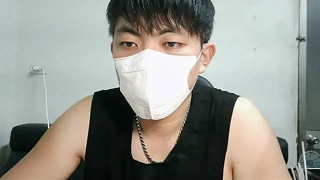 Snapshot of bigbb101011 chatting on 10.13.25 bigbb101011 online show from 10.13.25