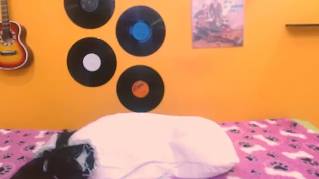 meisevil77 online show from 10.16.25