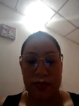 Snapshot of Angels_tomsop chatting on 10.01.25 Angels tomsop online show from 10.01.25