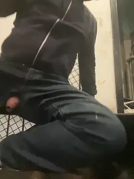 Snapshot of pervonpatrol chatting on 10.13.25 pervonpatrol online show from 10.13.25