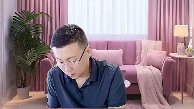 rongtiangongna online show from 10.30.25