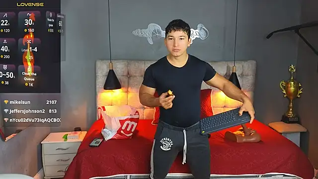 Horny nick18 online show from 10.04.25