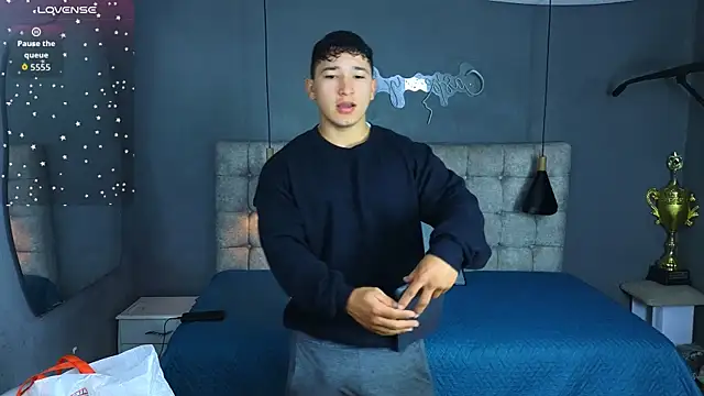 Horny nick18 online show from 10.28.25