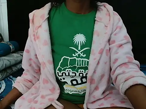 Snapshot of CreamySexyPussy chatting on 10.12.25 CreamySexyPussy online show from 10.12.25